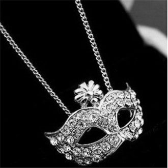 طقم اكسسوارات القناع
